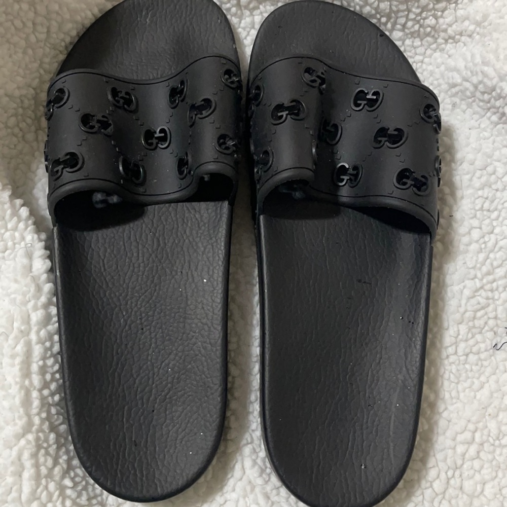 Gucci slides